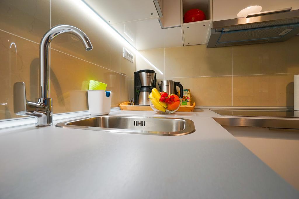 Destino City Apartments Zadar Bagian luar foto